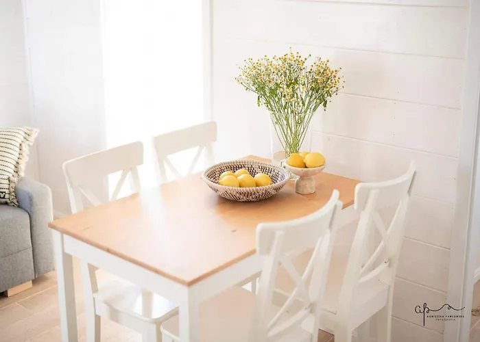 Comfortable Homes With A Summer Pool * ميلنو