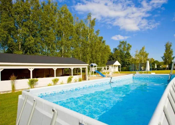 بيت للعطل Comfortable Homes With A Summer Pool